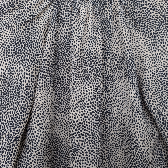 Evereve Allison Joy Blair leopard print v neck blouse size XS - Picture 11 of 12